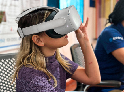 �culos de realidade virtual chamam aten��o da popula��o durante eventos 