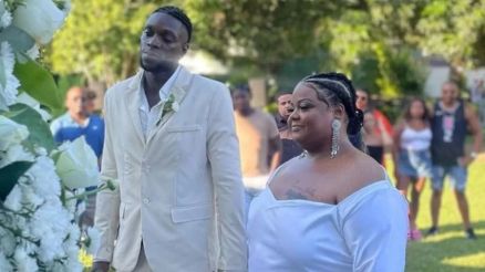 MC Carol revelou ontem, por meio das redes sociais, que seu casamento com Cosme Santiago chegou ao fim.