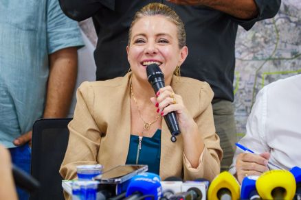 A prefeita Fl�via Moretti, que prometeu comemora��o (Foto: Victor Ostetti/MidiaNews)