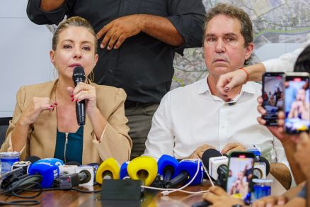 Flavia Moretti e Tio da Zaeli, determinados a pagar multa por propaganda eleitoral antecipada 