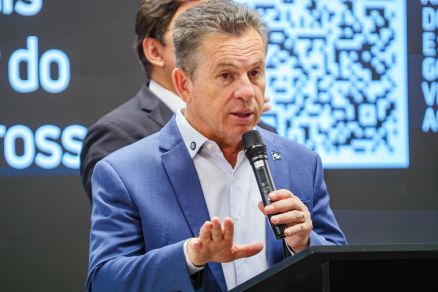 O governador Mauro Mendes, que descartou uso de recurso público em show internacional