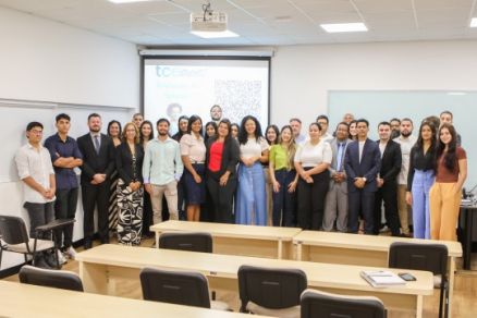 Acadmicos do curso de Direito da Faculdade Fasipe visitaram o TCE-MT nesta tera-feira
