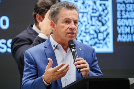 O governador Mauro Mendes, que determinou 