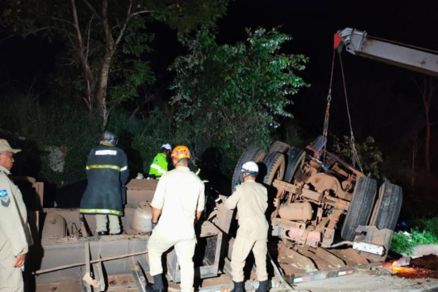 A BR-364 ficou parcialmente bloqueada durante atendimento 