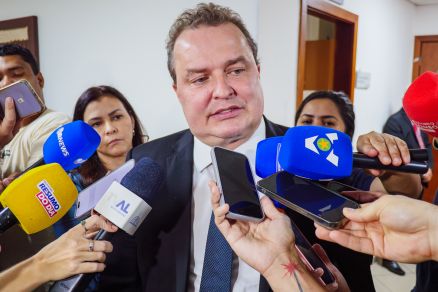 O presidente da Assembelia, deputado Max Russi, disse que no Podemos no  preciso desacomodar ningum