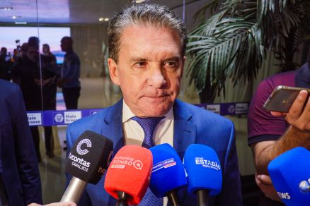 O conselheiro Srgio Ricardo, que falou sobre possibilidade de retomar  poltica em 2026