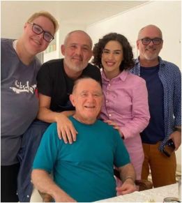Renato Arag�o com os filhos reunidos