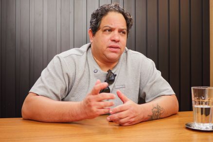 O chef Wdson Duarte Vaz, proprietrio do restaurante Sushi Vaz, especialista em cozinha oriental