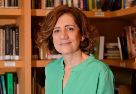 Miriam Leit�o que passou a ocupar a 7� cadeira da ABL