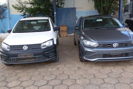 Carros recuperados pela Polcia Civil na quinta-feira 
