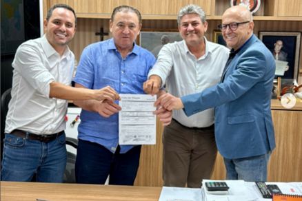 Os deputados Diego Guimar�es, Nininho e Valmir Moretto com o vice-governador Otaviano Pivetta