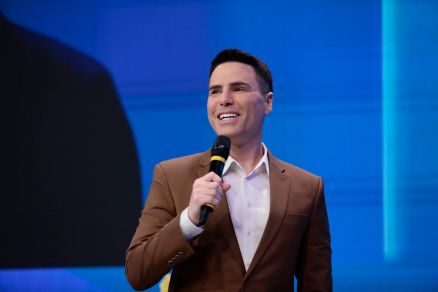 Luiz Bacci, que afirmou que a emissora estava sacrificando o Hoje em Dia para competir com seu novo programa