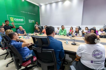 Reunio de associao com o prefeito Abilio