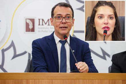 O deputado L�dio Cabral comentou sobre a ades�o da deputada Janaina Riva (detalhe) na oposi��o