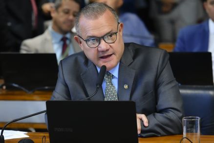 O senador Wellington Fagundes, que cobrou ministro Renan Filho por obras paradas em Mato Grosso