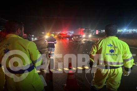 Ve�culo e corpo do idoso ficaram no meio da pista ap�s o acidente