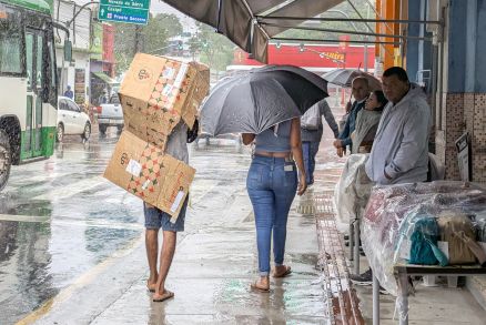 A previso para o final de semana  de chuva em Cuiab 