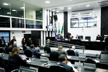 Problema  recorrente, entretanto, parlamentares parecem no dar a mnima
