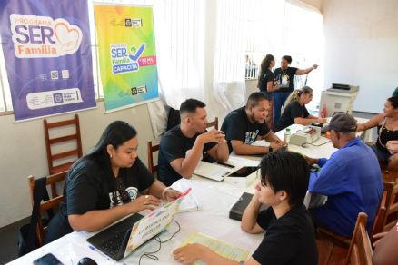 Durante o mutir�o, diversos servi�os essenciais e benef�cios sociais foram ofertados � popula��o