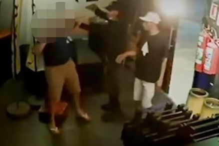 Criminosos estavam armados com pistola, disseram as vtimas