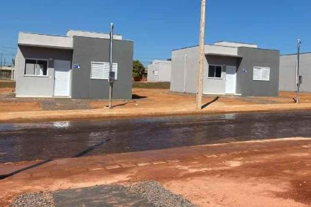 Casas ser�o entregues em Alta Floresta 