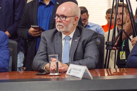 O procurador-geral do Estado, Francisco Lopes, que prestou esclarecimentos na Assembleia