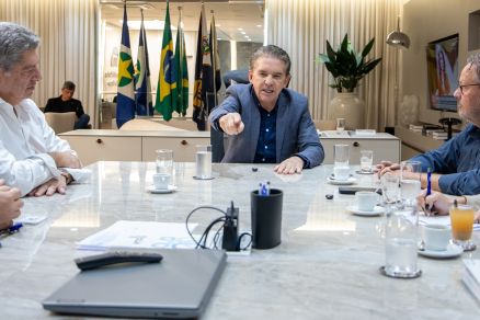 O presidente do TCE, Srgio Ricardo, se reuniu com o secretrio de Estado de Sade, Gilberto Figueiredo, e o conselheiro Guilherme Antonio Maluf