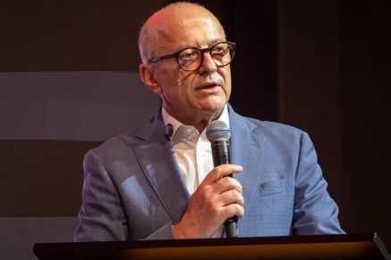 O governador em exerccio, Otaviano Pivetta, que diz criticou antecipao das conversas sobre 2026