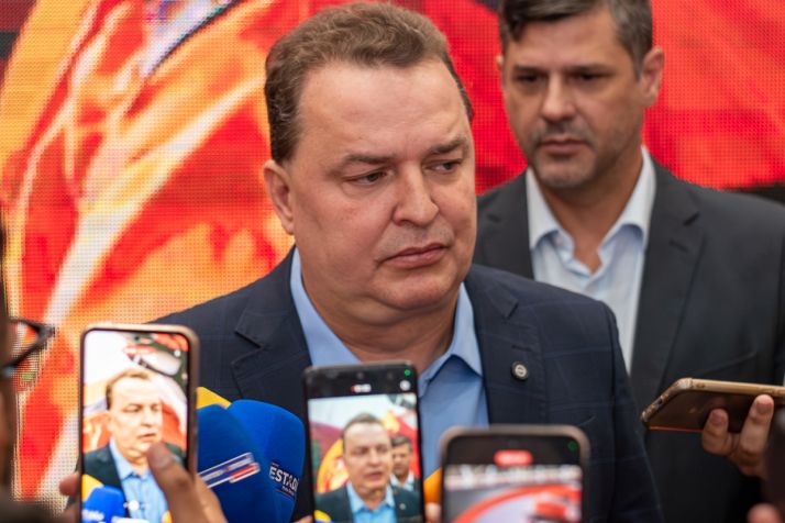 Max descarta candidatura por agora e quer focar na Mesa da AL