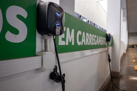 Carregador de carros eltricos em Cuiab