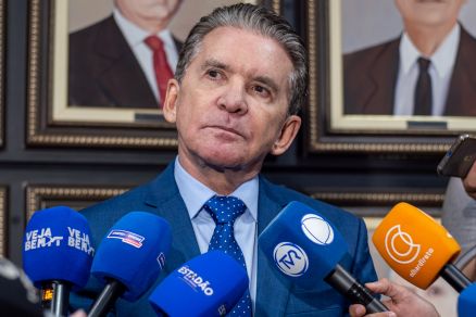 O presidente do Tribunal de Contas de Mato Grosso, conselheiro Srgio Ricardo, encaminhou o projeto  Assembleia