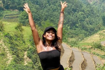 Registros de Juliana Marins durante sua viagem para a sia