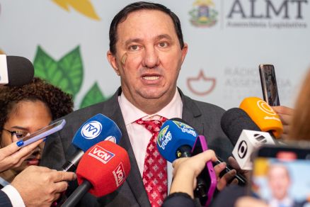 O presidente do PT em Mato Grosso, Valdir Barranco: Com ajuda de Lula, vamos eleger Rosa Neide e uma segunda vaga
