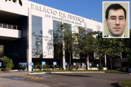 O juiz Renato Jos de Almeida Costa Filho (detalhe) havia sido afastado por suposto descumprimento dos deveres funcionais