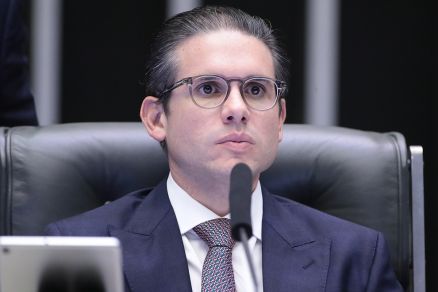 Hugo Motta em sesso em que a Cmara