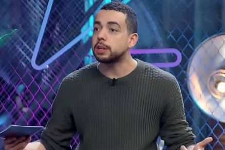 Lucas Selfie, que comanda o Discutindo a Relao: Record muda nome de programa sobre Power Couple na correria