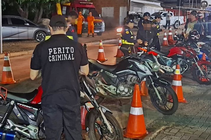 Polícia prende três em flagras em avenida de Cuiabá