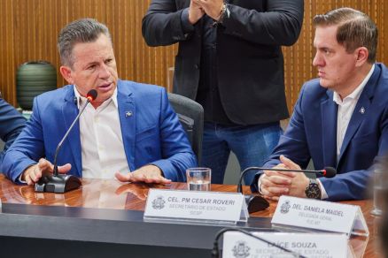 O governador Mauro Mendes e o secretrio Csar Roveri