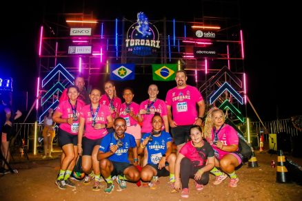 Prova noturna de corrida em trilha rene atletas de cinco estados em Cuiab