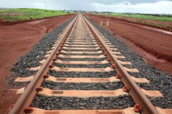 Ferrovia de R$ 10 bi entre MT e GO tem 35% de obras executadas 