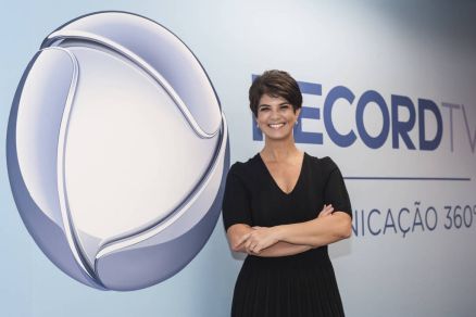 Mariana Godoy comandava h quatro anos o telejornal Fala Brasil 