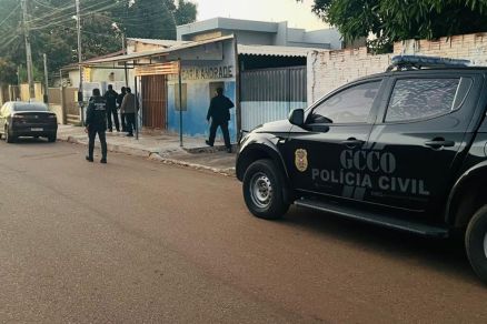 Policiais  civis durante Operao Yang realizada em Sorriso e regio 