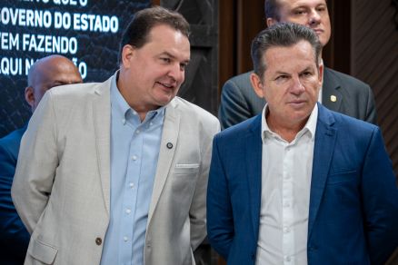 O presidente da Assembleia Legislativa, deputado Max Russi, e o governador Mauro Mendes