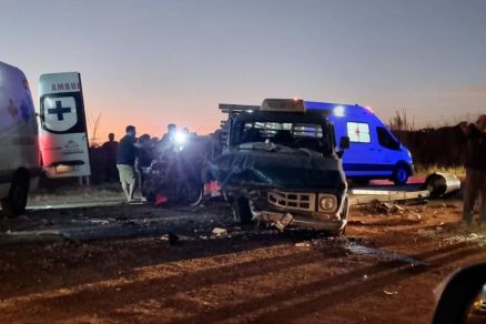 Coliso foi entre caminhonete e Fiat Uno