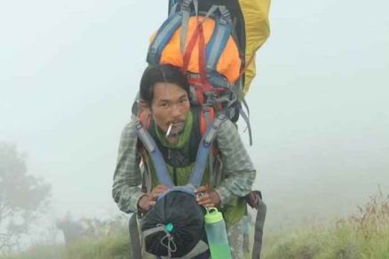 Voluntrio Agam Rinjani, que recebeu R$ 518 mil