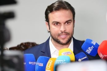 Prefeitura revisou 881 contratos; economia foi de R$ 217 mi; veja