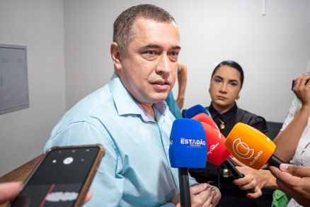 O secret�rio de Economia, Marcelo Bussiki: pagamento do d�cimo terceiro de servidores 