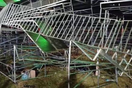 Arquibancada desaba durante rodeio em Eldorado