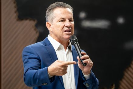 O governador Mauro Mendes, que fez mudanas no staff da Secretaria de Estado de Infraestrutura 