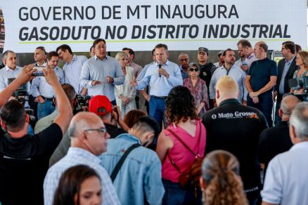 O governador Mauro Mendes, durante a entrega do gasoduto
